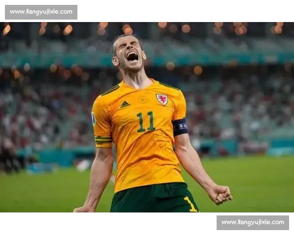 张玉宁：甘坐冷板凳的冠军执念，替补席上的 MVP 级逆袭